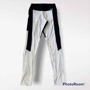 Kehlu Women’s Preto Bicolor Leggings size Medium